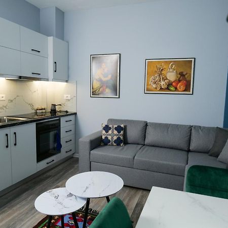Travelers' Korca Home Eksteriør bilde