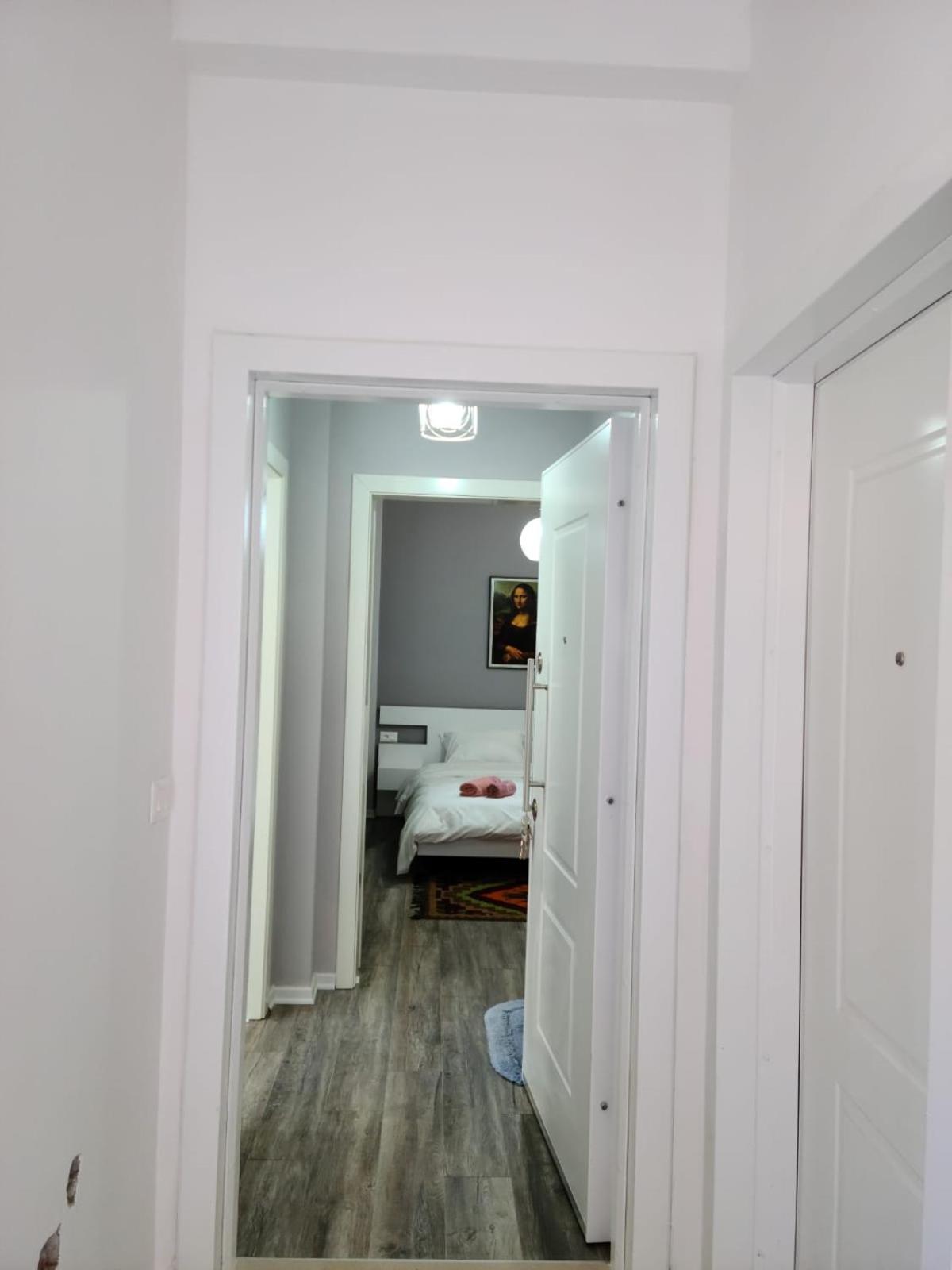 Travelers' Korca Home Eksteriør bilde