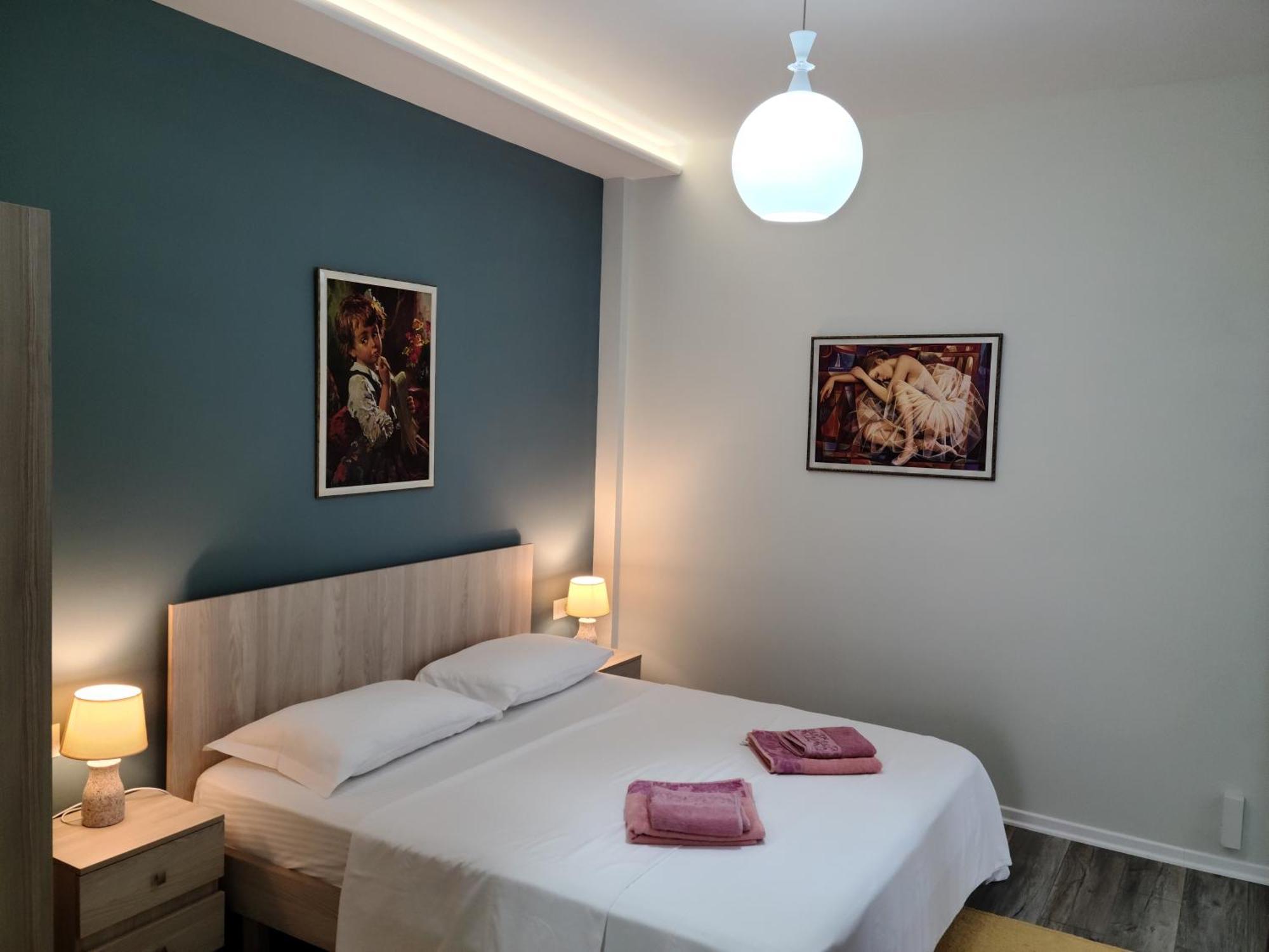 Travelers' Korca Home Eksteriør bilde
